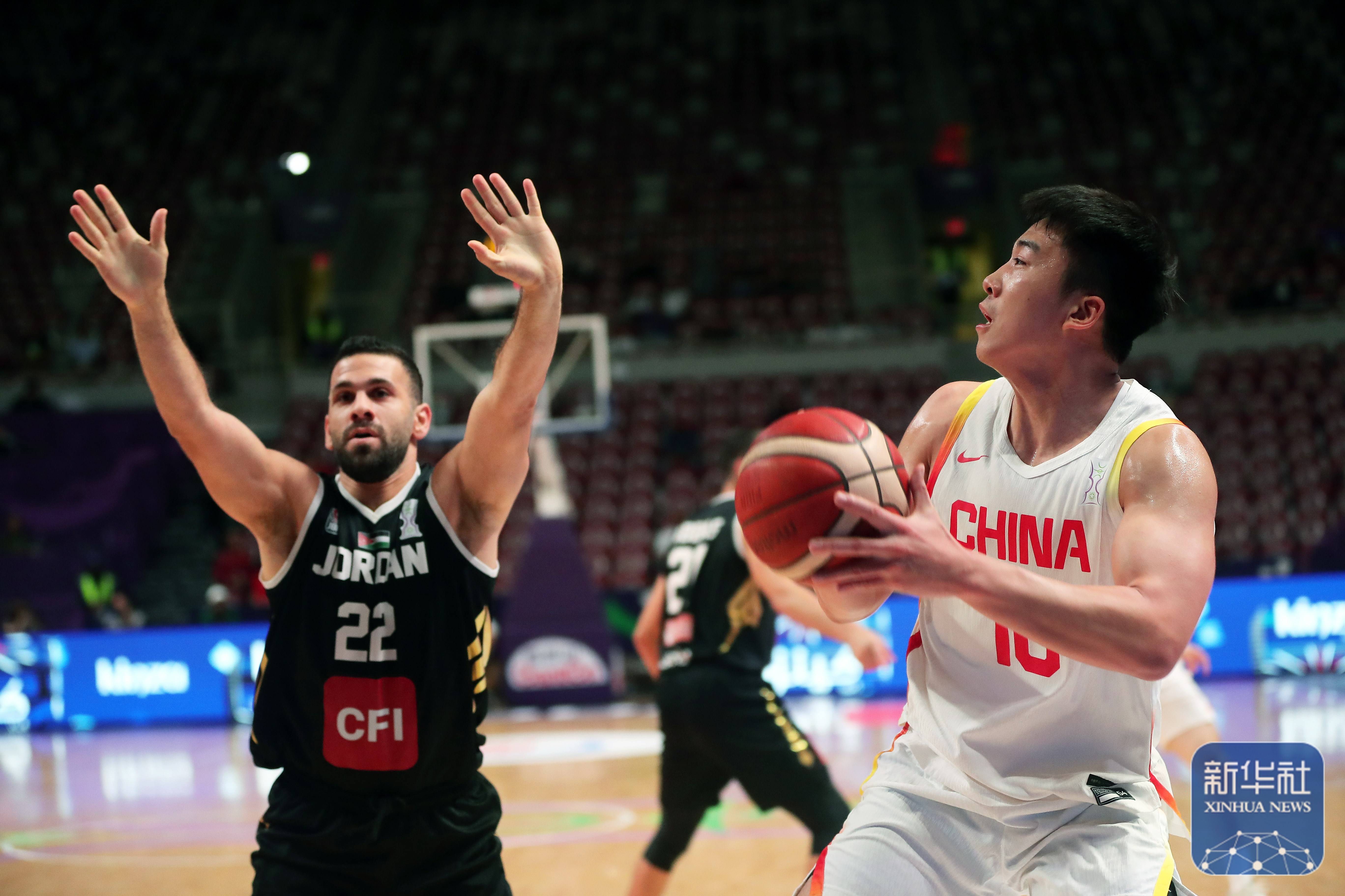 爱游戏体育官网-约旦队晋级半决赛，迎战挑战