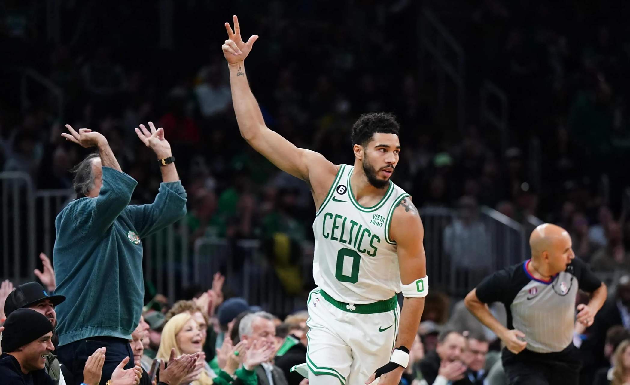 包含篮网力克凯尔特人，继续保持东部霸主地位的词条