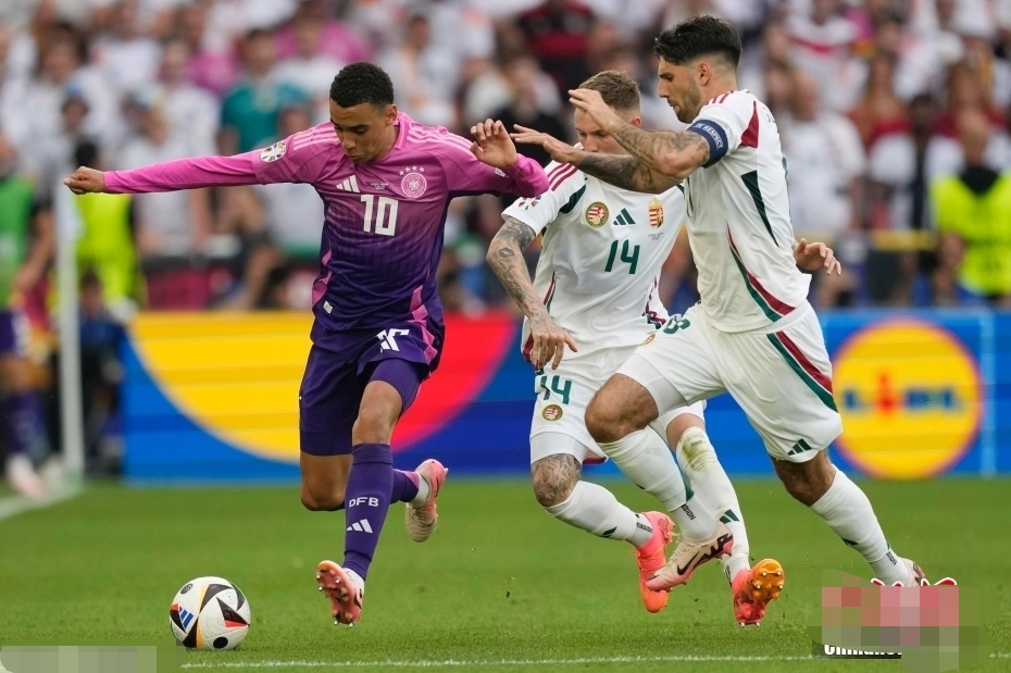 爱游戏在线登录-瑞士球队表现优异欧洲杯资格赛取胜